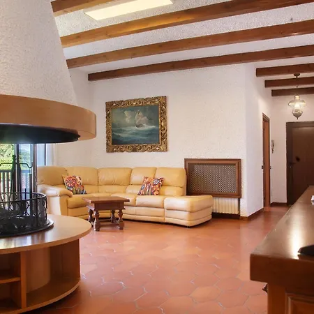 Olga Maggiore Tatil Evi Castelveccana